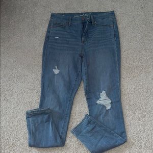 Skinny Jeans with Rip Detail